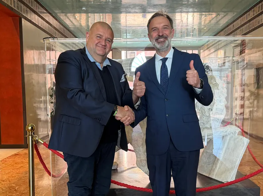 La stretta di mano tra Marcato e Bitonci