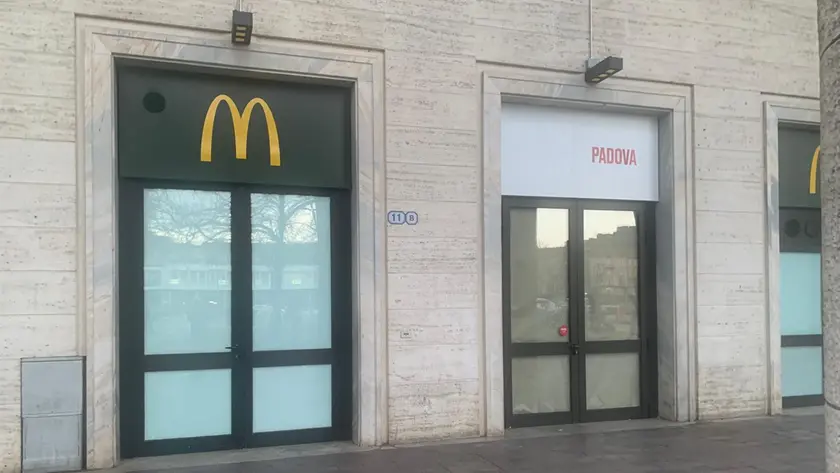 Mc Donald in stazione a Padova