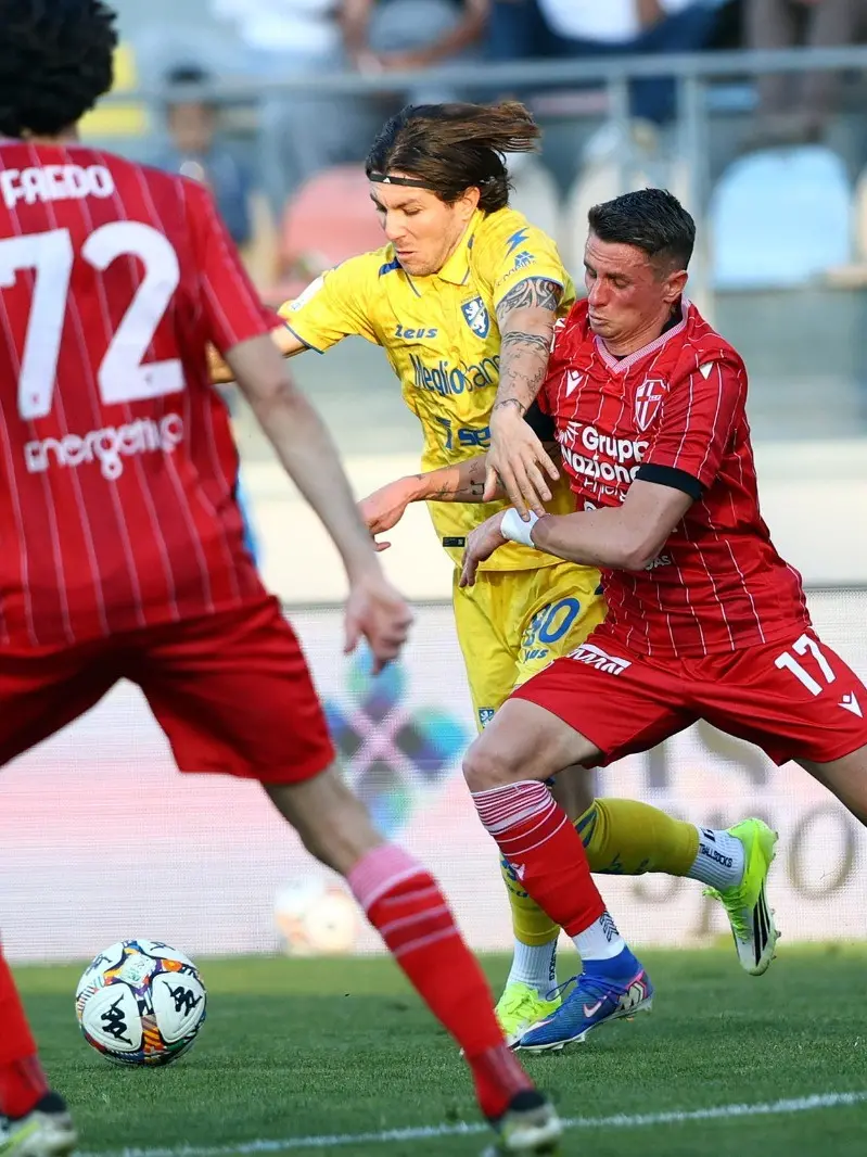 Credit EditorialeReport