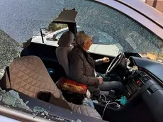 Finestrini delle auto danneggiati in via Leonardo da Vinci all'Arcella