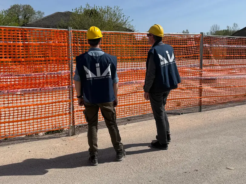 Blitz della Dia nei cantieri del tram
