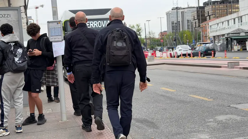 Furbetti del ticket di bus a tram: a Padova è boom di multe