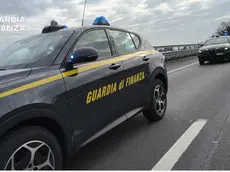 Pacco dalla Spagna con un chilo di marijuana: arrestato dalla Guardia di finanza un operaio incensurato