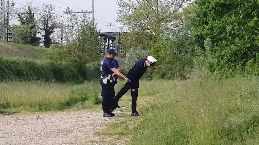 Un lavoro stabile e la vita con la madre anziana: chi era la vittima del delitto di Padova