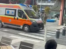 L'ambulanza bloccata dal pilomat a Montegrotto