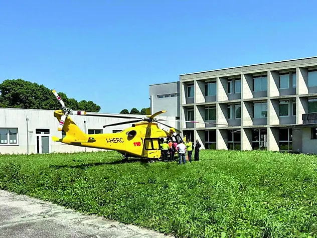 Ieri mattina a Tribano l’elisoccorso è arrivato insieme all’ambulanza del Suem 118
