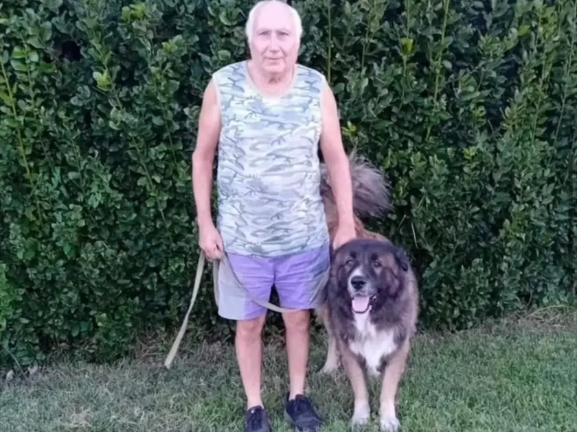 Marino con il suo cane Leone