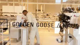 L'interno dello stabilimento di Golden Goose