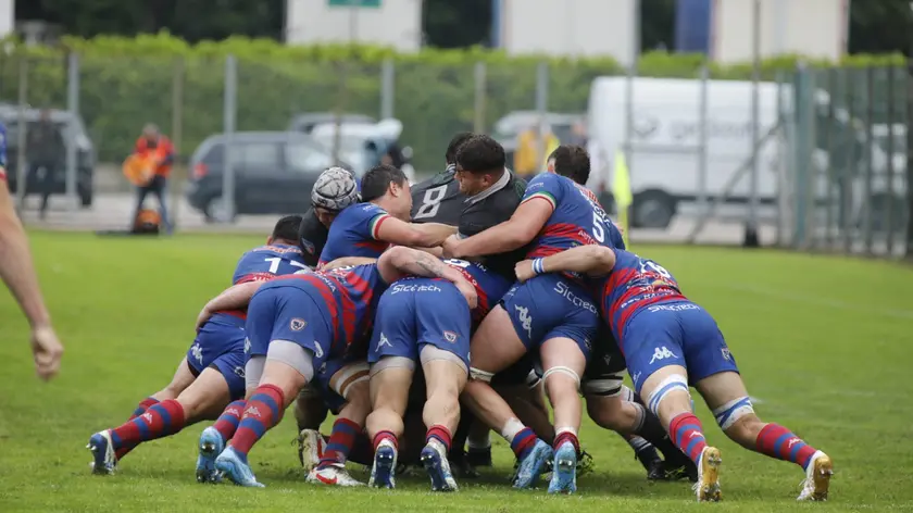 Rugby, il Petrarca vince contro il Rovigo in gara 1 dei playoff di serie A