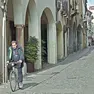 Via Vescovado custodisce i preziosi segreti di Erasmo da Narni e Francesco Petrarca