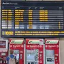Il tabellone della stazione di Trieste: uno scenario pronto a ripetersi (archivio Lasorte)
