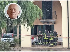 L'abitazione della tragedia e nel tondo la vittima Francesco Martin (foto Agenzia Piran)