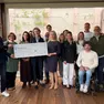La consegna dell'assegno alla Fondazione "La Miglior Vita Possibile"
