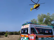 Sul posto sono intervenuti anche due elicotteri (foto d'archivio)