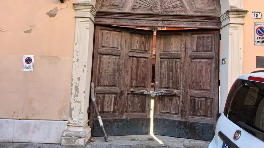 Il portone dell'ex tribunale militare di Padova