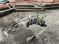 Tra gli elementi ritrovati ci sono elementi lapidei e parti di templi