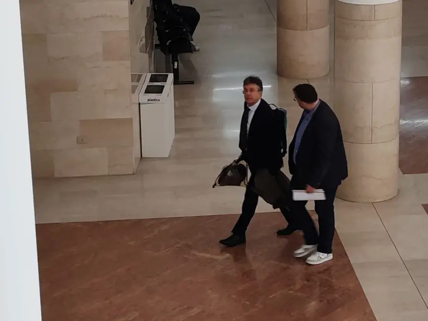 L’avvocato Ernesto De Toni con Francesco Saviane in tribunale a Padova