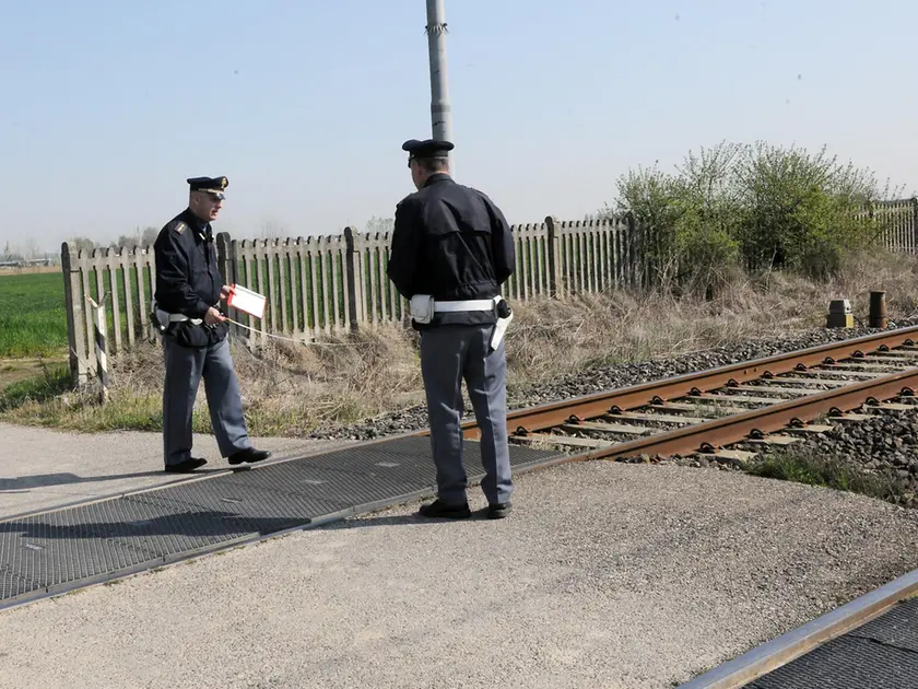 Rilievi della Polfer dopo una tragedia sui binari