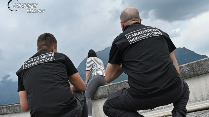 Un intervento dei negoziatori Gianluca Longhi e Stefano De Carli