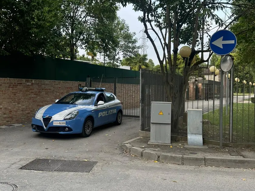 A Villa Barbieri è intervenuta la polizia