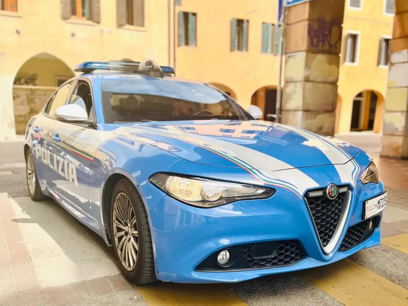 Polizia in zona Portello