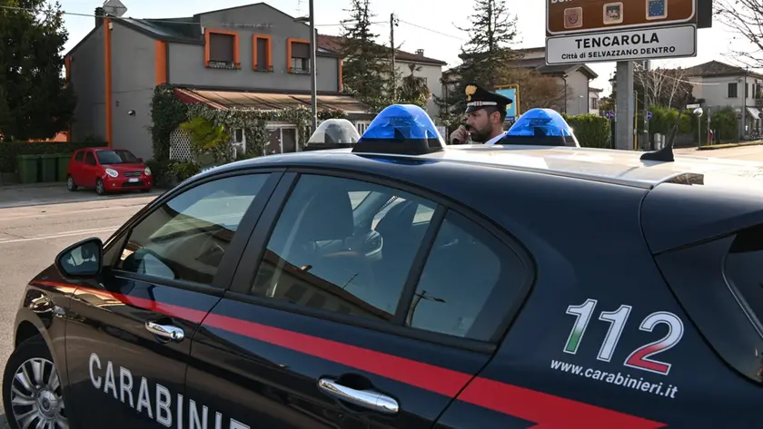 Si avvicina all’ex nonostante il divieto: scatta l’allarme d