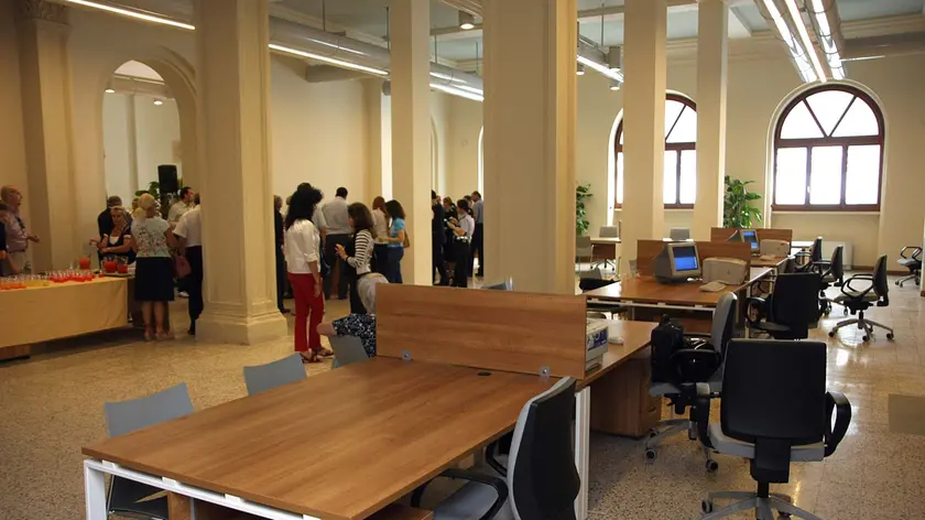 Enti locali sotto pressione: meno personale, più carte