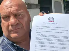 Valentino Bissacco con l'encomio risultato falso