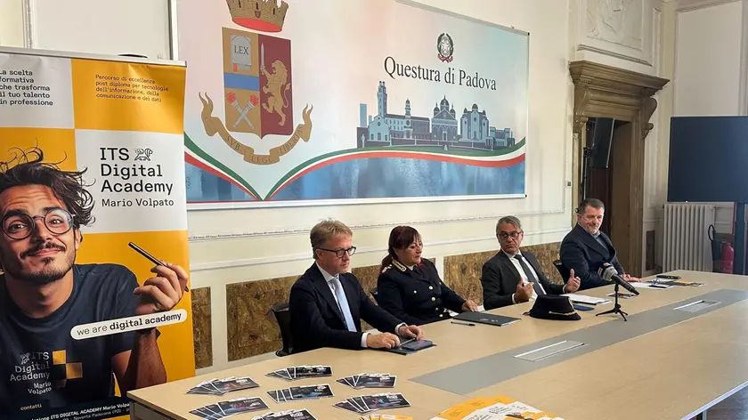 L'incontro in Questura per la firma dell'intesa