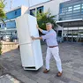 Il vicesindaco con il frigo