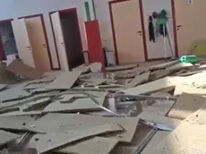 Il controsoffitto crollato della scuola primaria “Savio” di Terraglione, a Vigodarzere