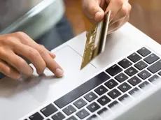 Si moltiplicano le truffe online