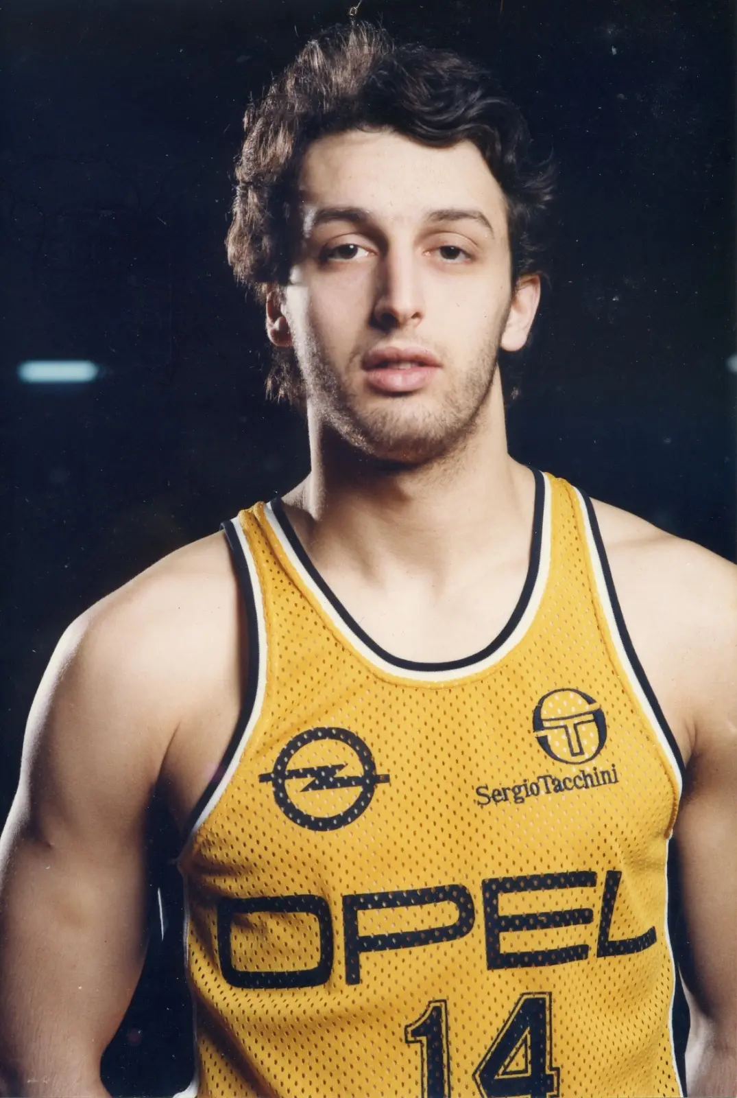 Massimo Mazzetto con la maglia 14 della Viola
