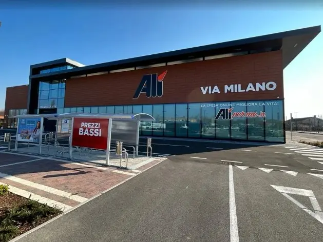 Il supermercato Alì dove è avvenuto il furto