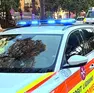 L’arrivo di auto medica e ambulanza a Lignano dopo l’allerta per il colpo di calore della comitiva di ragazzi