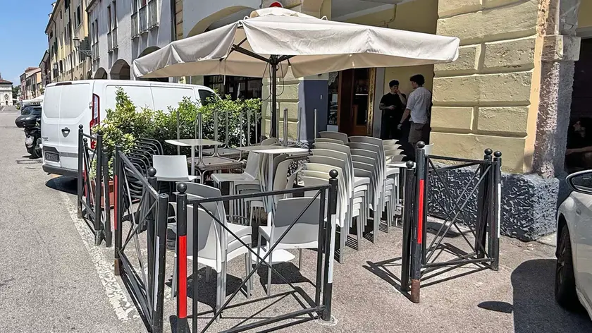 Il plateatico del bar-pasticceria Manzato