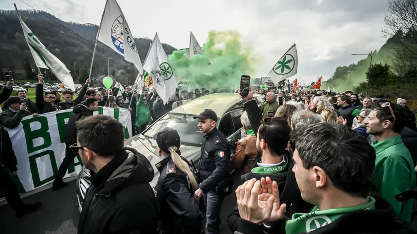 Un momento dei funerali di Umberto Bossi
