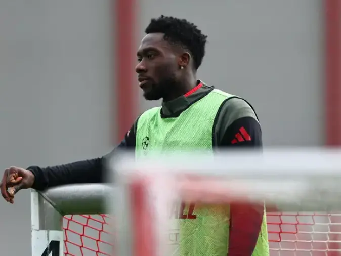 Il difensore e capitano del Canada Alphonso Davies