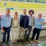 La famiglie Stefanelli insieme agli esponenti di Palazzo Moroni