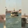 Un fermo immagine della bravata