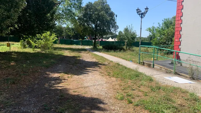 Il parco dell’ex Mappaluna nel degrado dopo la chiusura