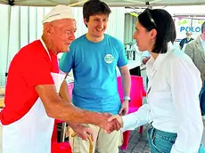 Matteo Levorin, 90 anni, con la segretaria del Partito democratico Elly Schlein