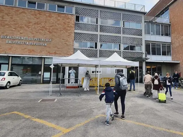 Il padre è stato condannato per le lesioni provocate al figlio
