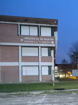 L'istituto Newton-Pertini di Camposampiero