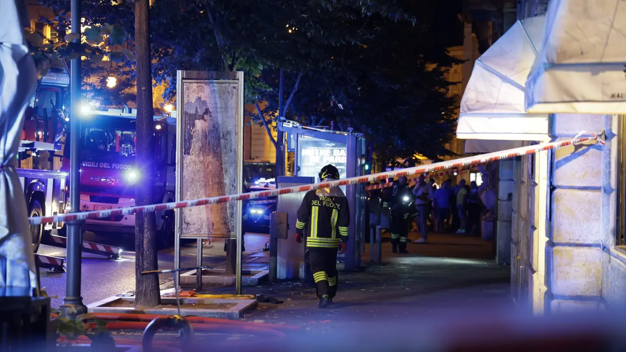 Sul posto i vigili del fuoco (Foto Lasorte)