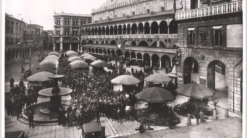 Commercio a Padova, foto storica