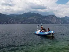 Ricerche sul lago di Garda per un uomo disperso