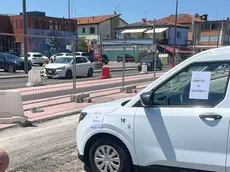 Il furgone che ha bloccato il cantiere