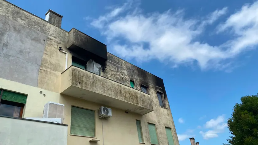 L'appartamento il giorno dopo l'incendio