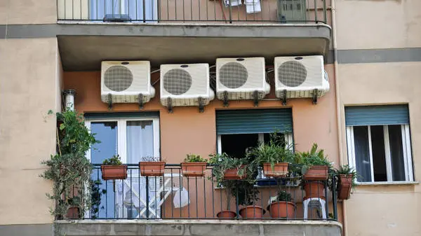 Aumenta il costo dell'aria condizionata